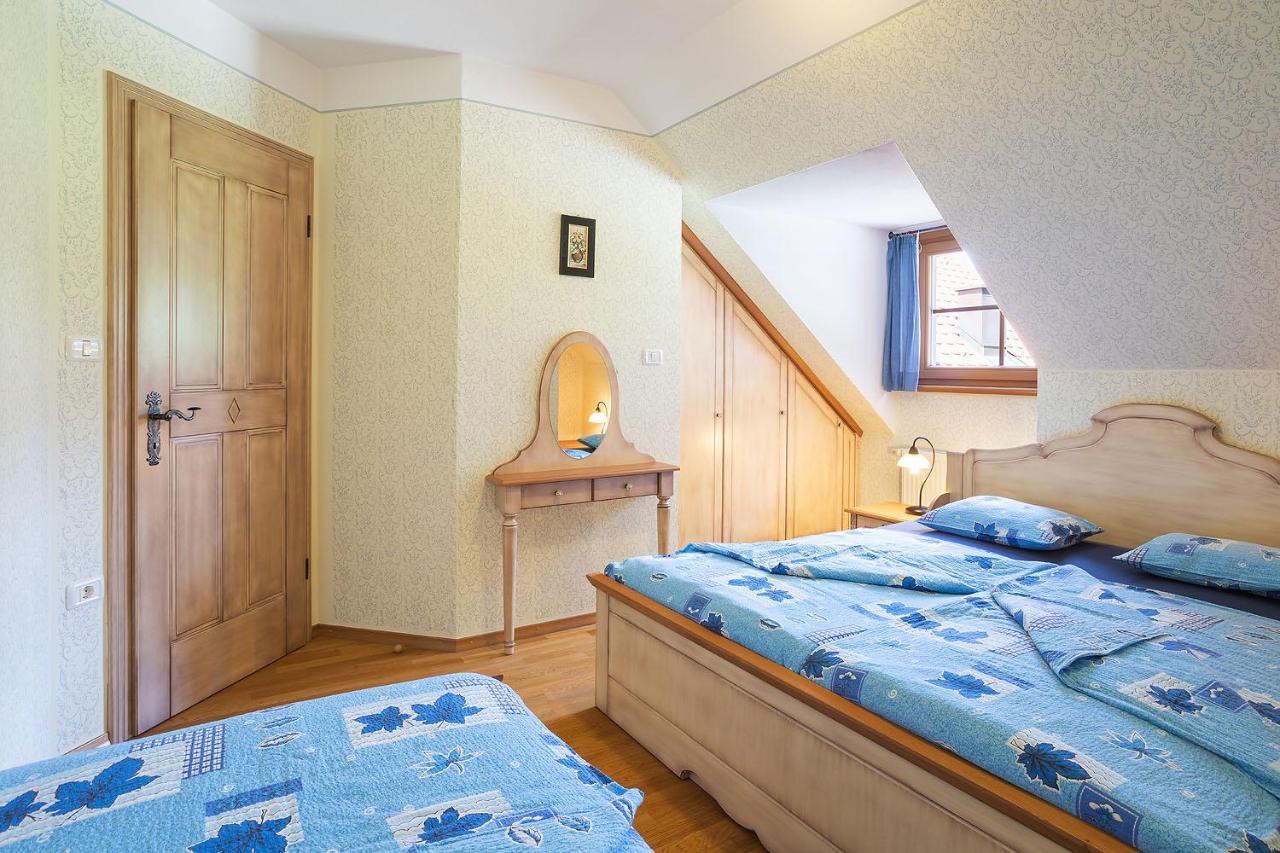 Apartments Tourist Farm Matijovc Naklo Eksteriør bilde